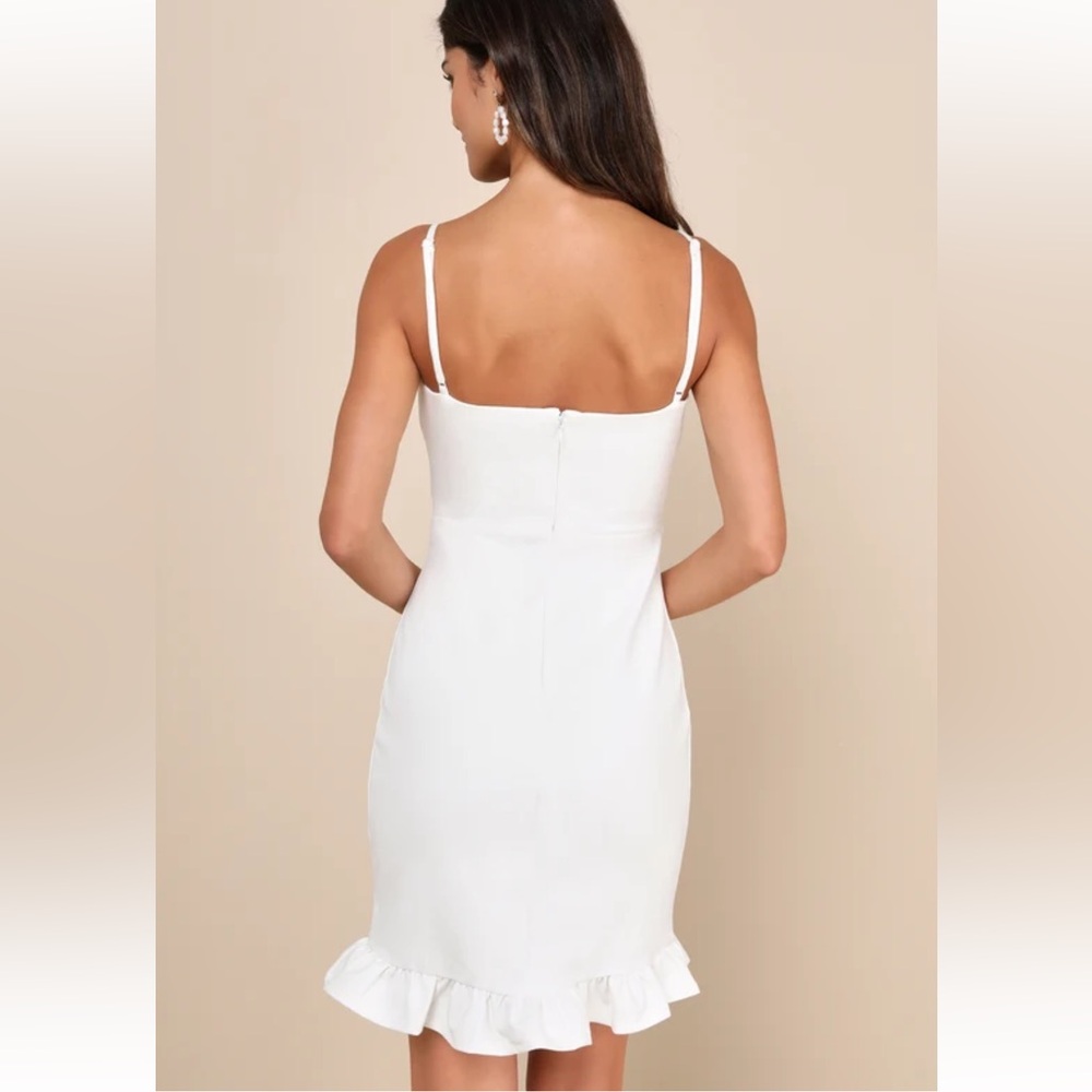 White ruffle bodycon dress - NWT - Picture 6 of 8